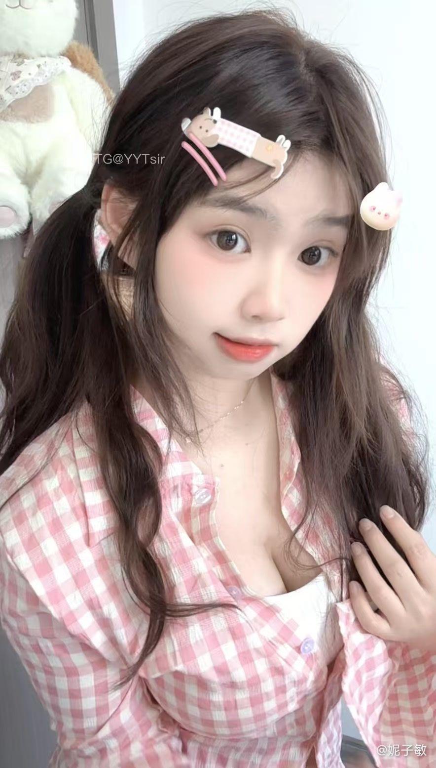 图片[1]-抖音 BT富儿 微密圈 019期 【3P2V】最新至：2025.4.21-微私密圈-全网最全抖音网红铁粉写真空间
