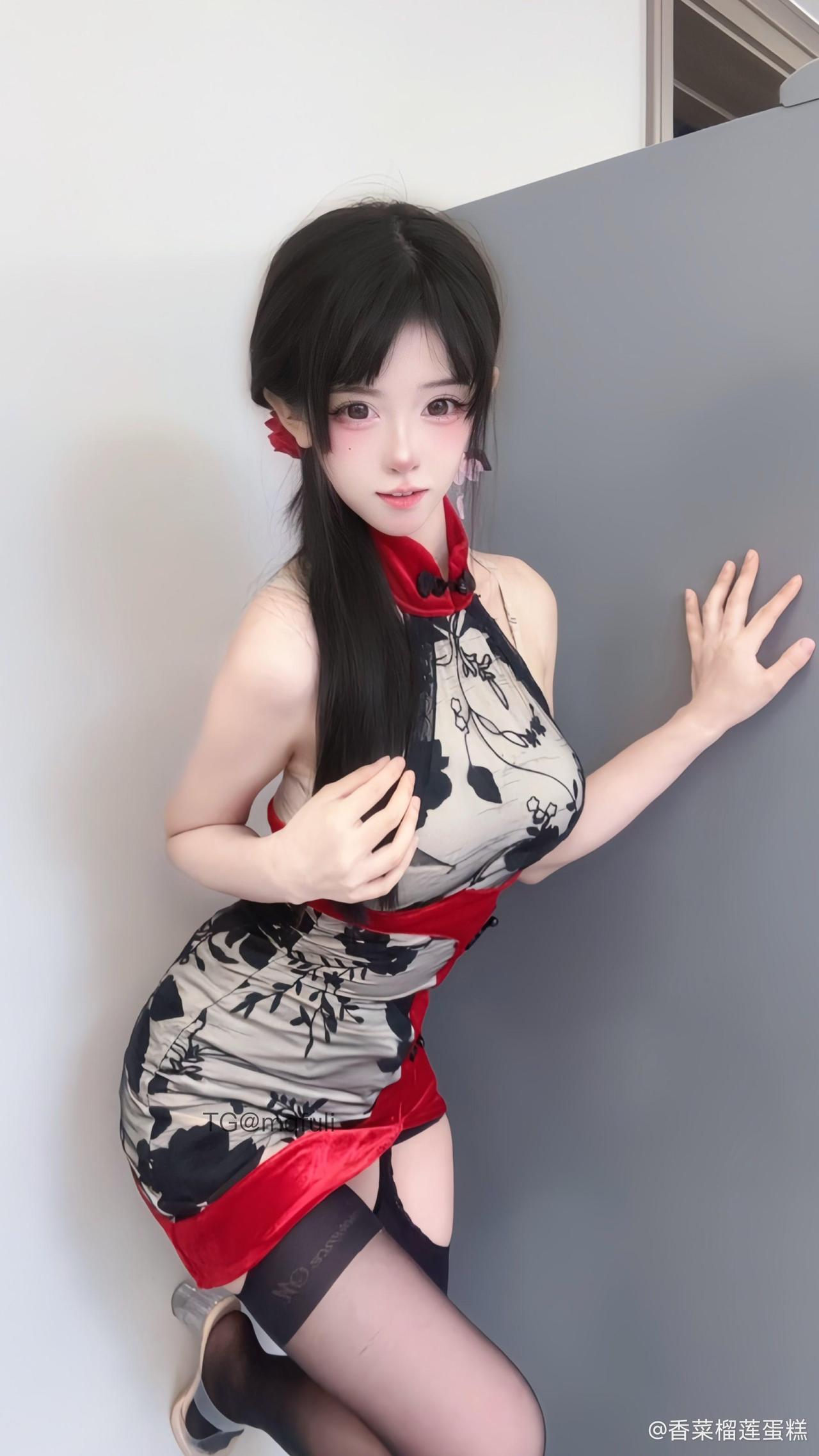图片[1]-抖音 BT富儿 微密圈 019期 【3P2V】最新至：2025.4.21-微私密圈-全网最全抖音网红铁粉写真空间