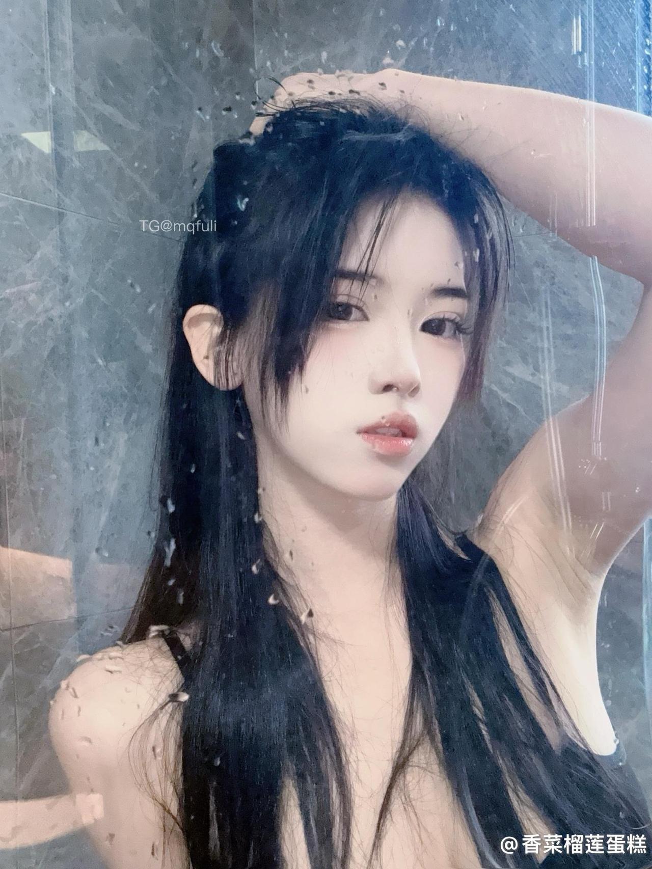 图片[1]-抖音 BT富儿 微密圈 019期 【3P2V】最新至：2025.4.21-微私密圈-全网最全抖音网红铁粉写真空间