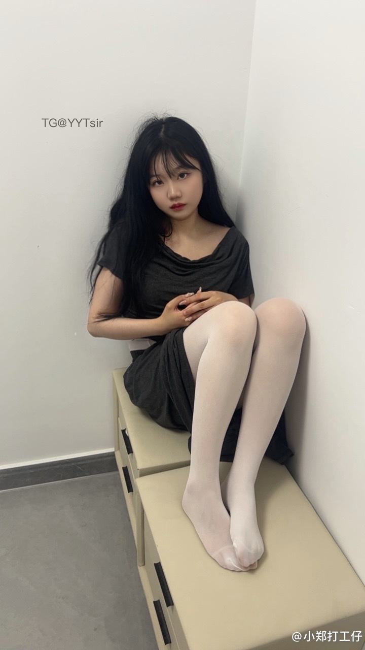图片[1]-抖音 BT富儿 微密圈 019期 【3P2V】最新至：2025.4.21-微私密圈-全网最全抖音网红铁粉写真空间