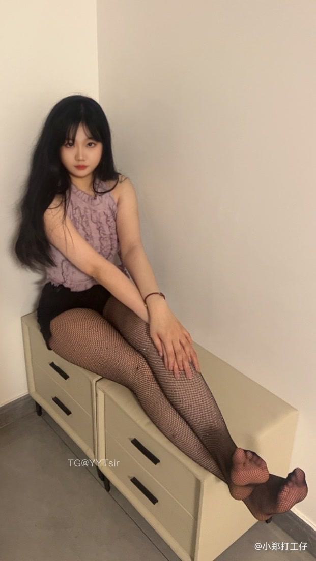 图片[1]-抖音 BT富儿 微密圈 019期 【3P2V】最新至：2025.4.21-微私密圈-全网最全抖音网红铁粉写真空间