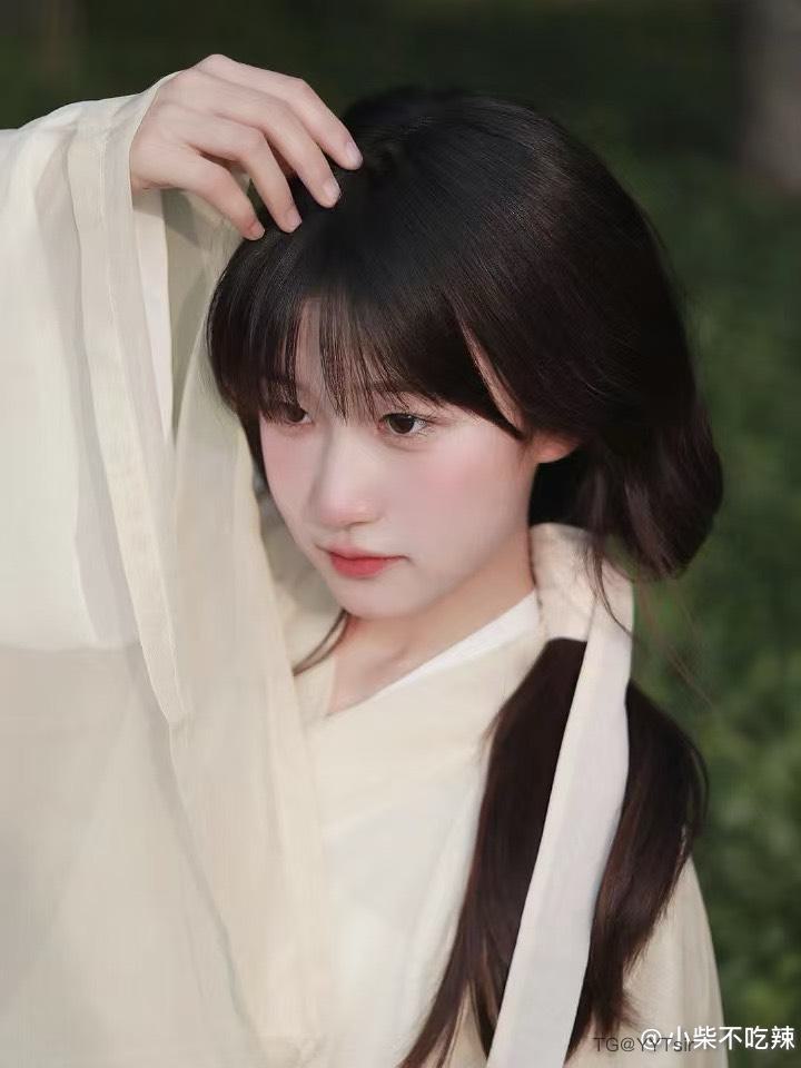 图片[1]-抖音 BT富儿 微密圈 019期 【3P2V】最新至：2025.4.21-微私密圈-全网最全抖音网红铁粉写真空间