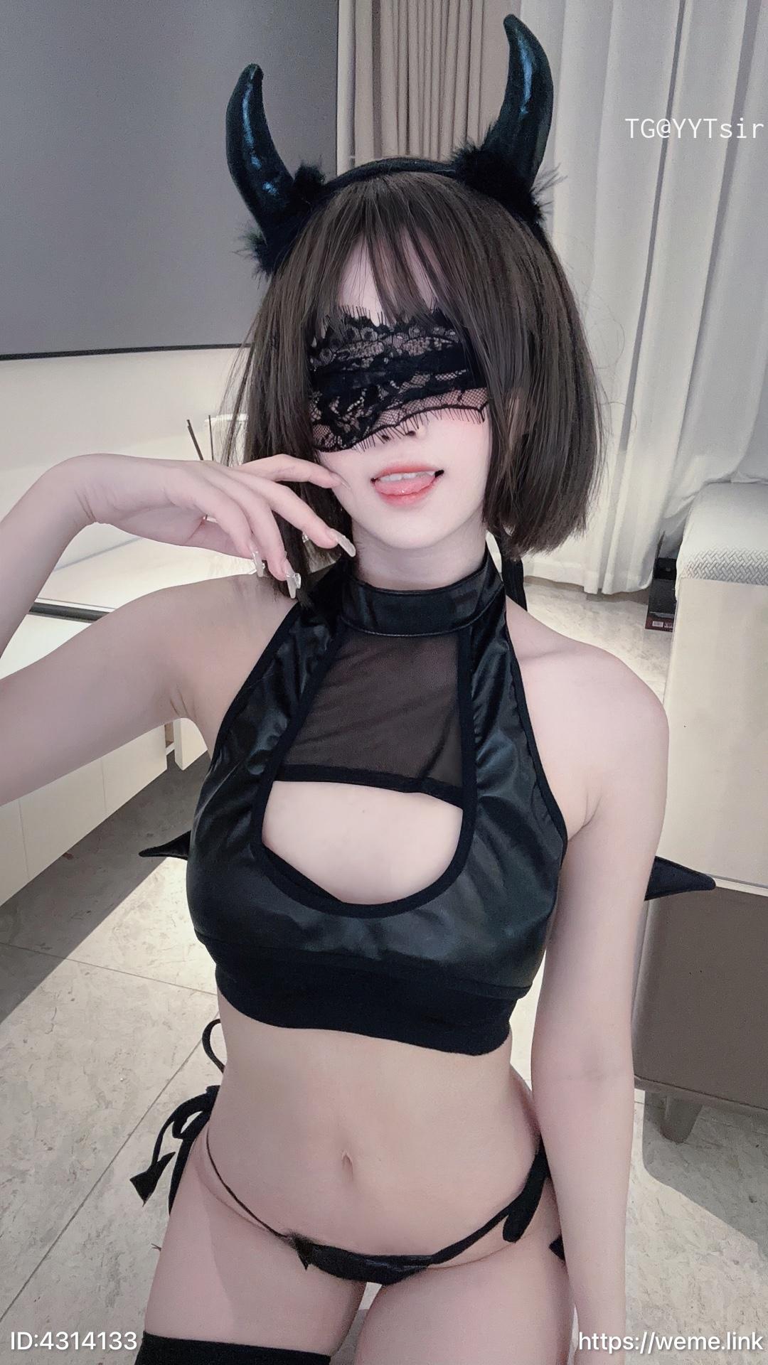 图片[1]-抖音 BT富儿 微密圈 019期 【3P2V】最新至：2025.4.21-微私密圈-全网最全抖音网红铁粉写真空间