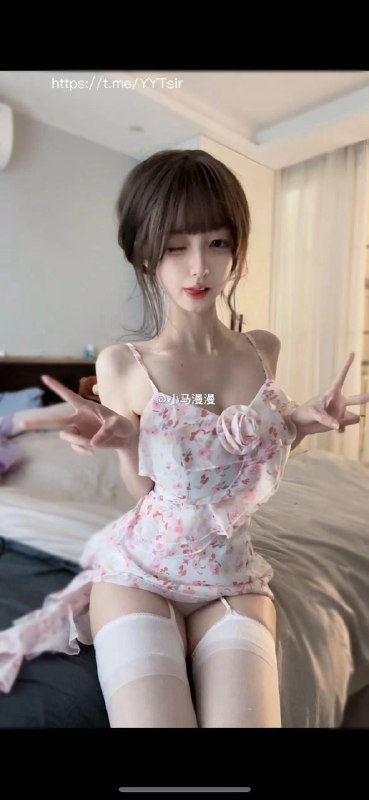 图片[1]-抖音 BT富儿 微密圈 019期 【3P2V】最新至：2025.4.21-微私密圈-全网最全抖音网红铁粉写真空间