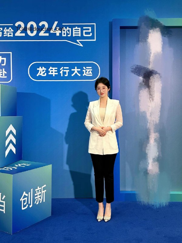图片[1]-抖音 BT富儿 微密圈 019期 【3P2V】最新至：2025.4.21-微私密圈-全网最全抖音网红铁粉写真空间