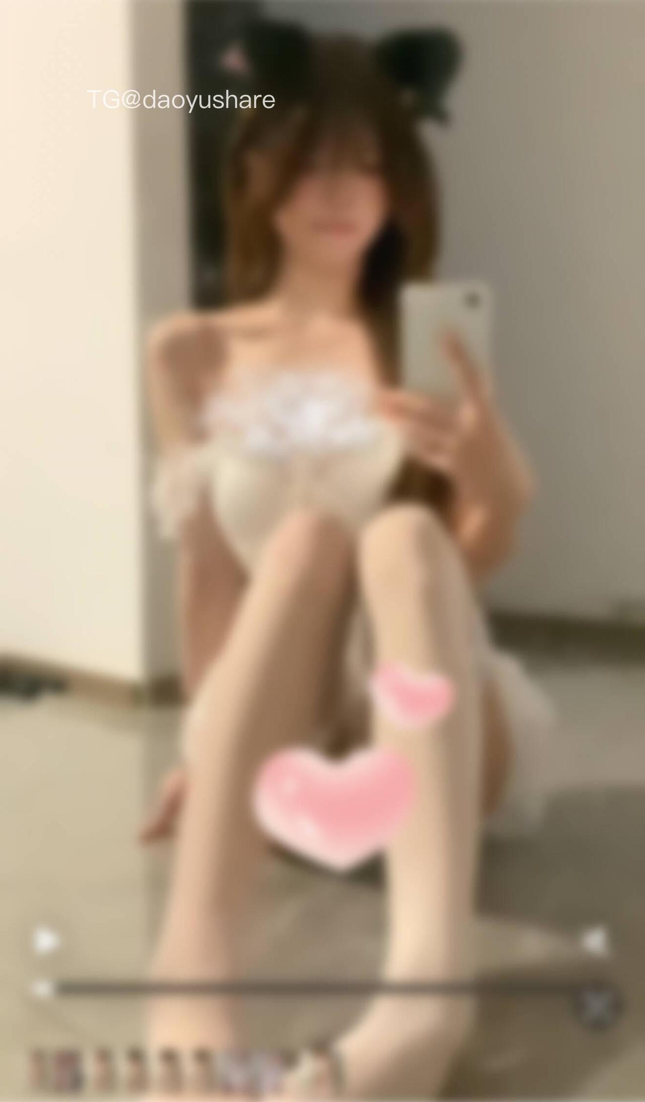 图片[1]-抖音 BT富儿 微密圈 019期 【3P2V】最新至：2025.4.21-微私密圈-全网最全抖音网红铁粉写真空间