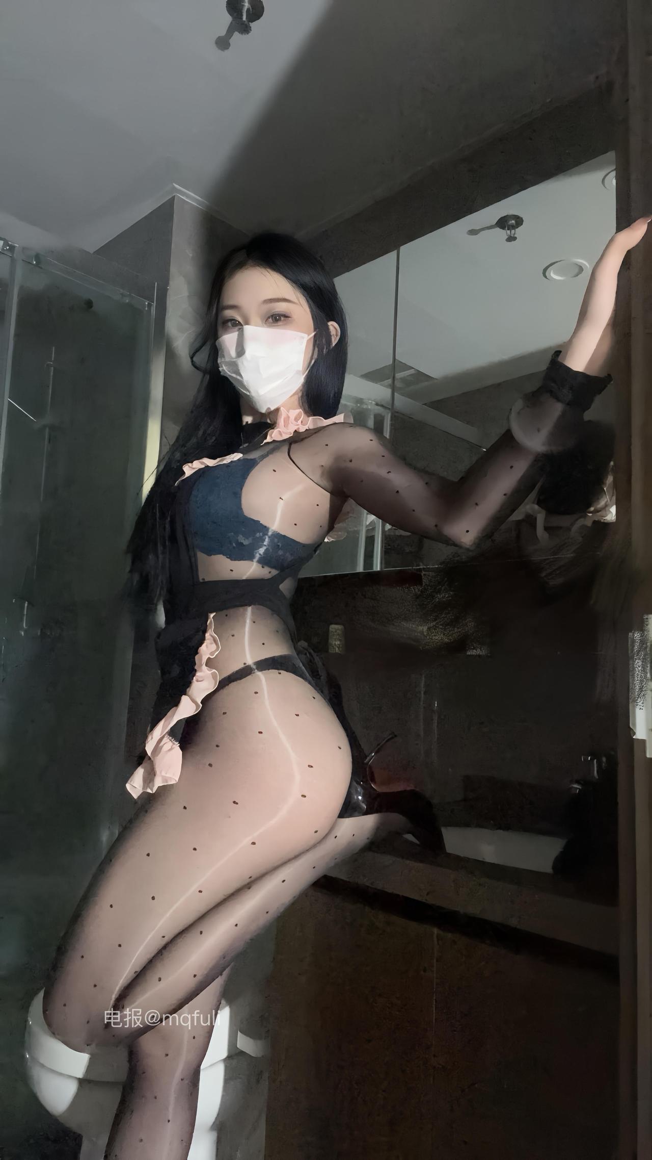 图片[1]-抖音 BT富儿 微密圈 019期 【3P2V】最新至：2025.4.21-微私密圈-全网最全抖音网红铁粉写真空间