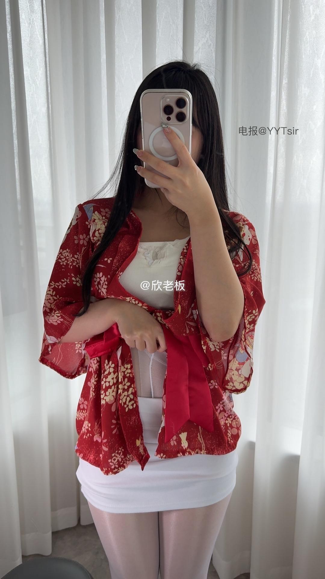 图片[1]-抖音 BT富儿 微密圈 019期 【3P2V】最新至：2025.4.21-微私密圈-全网最全抖音网红铁粉写真空间